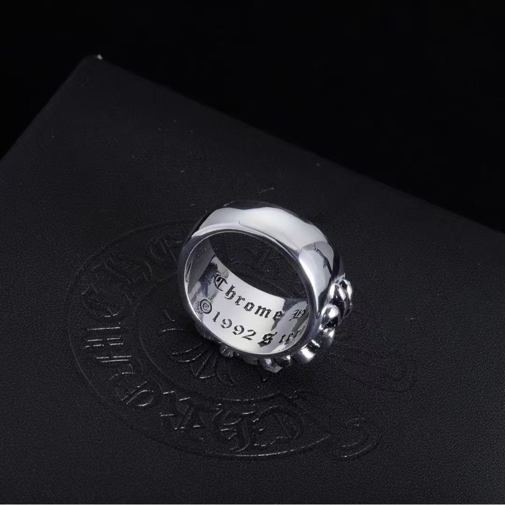 Men's Silver Skull Accent Band Ring - Unbranded